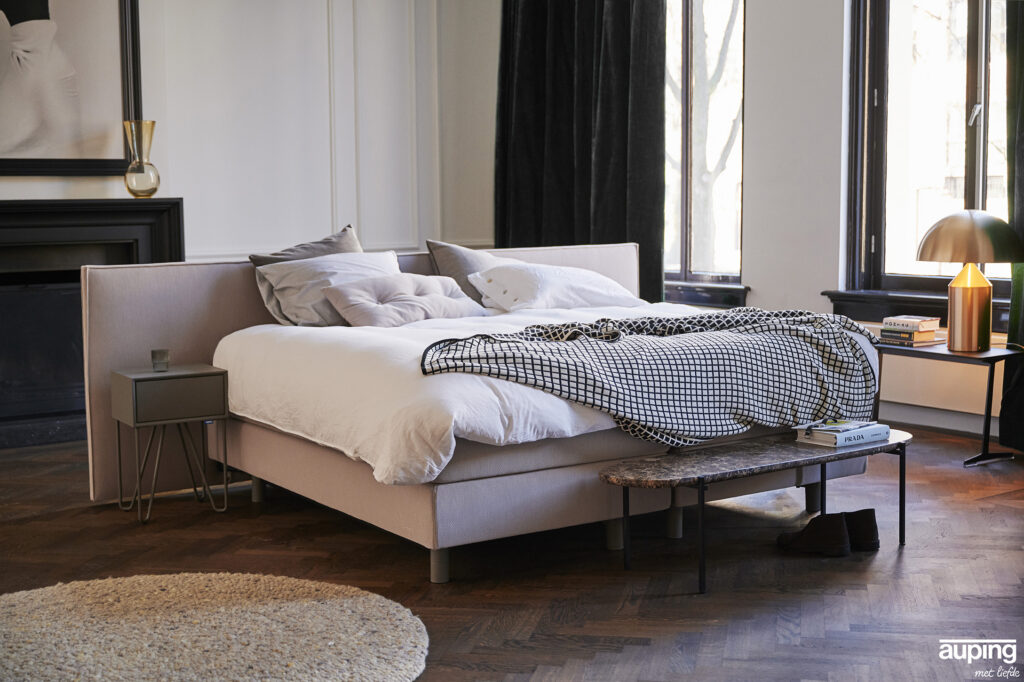 Kiruna boxspring Auping met xl hoofdbord