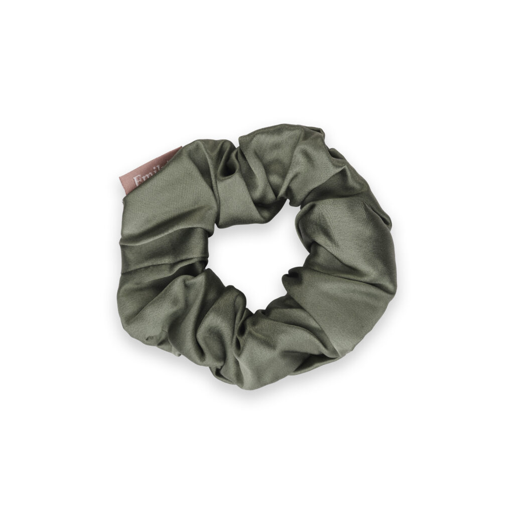 Emily's Pillow zijden scrunchie L - saliegroen