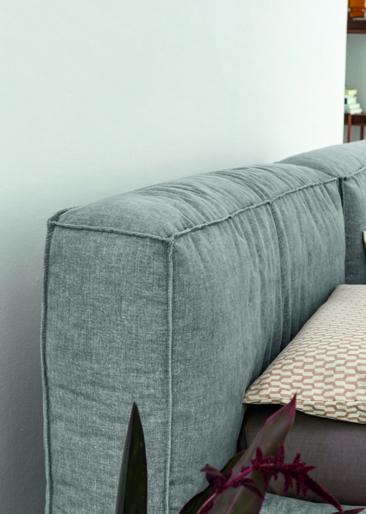 Fluff bed_grijze stoffering_detail