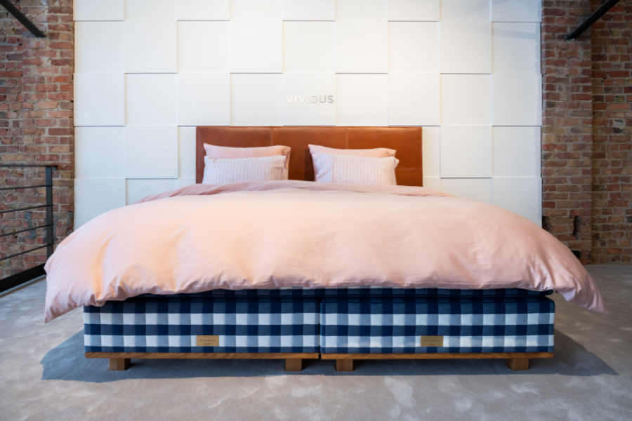 vividus_Showroombed en hoofdbord_voorkant