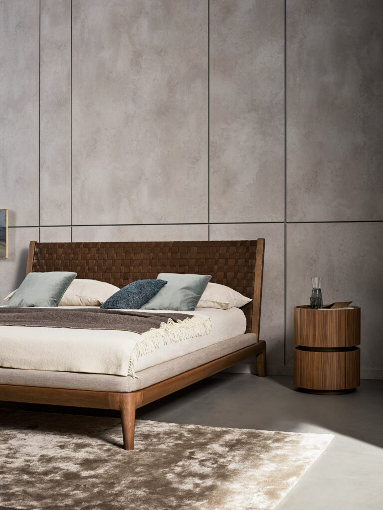 Bonaldo_Honeymoonbed_gevlochten hoofdbord