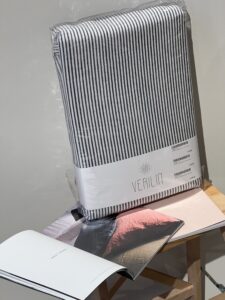 Verilin kussensloop – 65×65 – crushed linnen – Nero